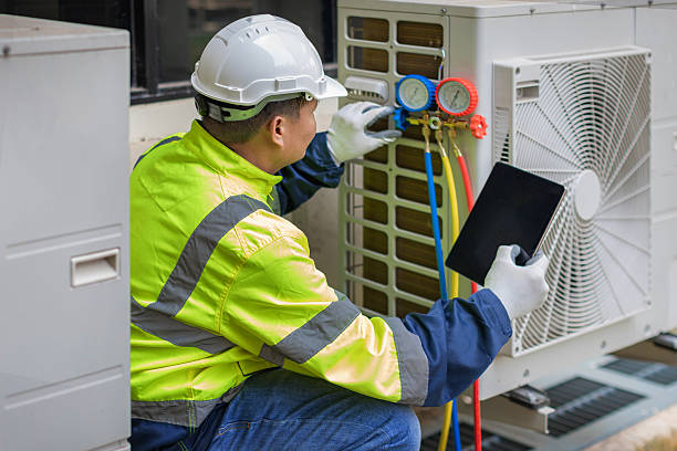 Professional Hvac technician working in Livingston, TX